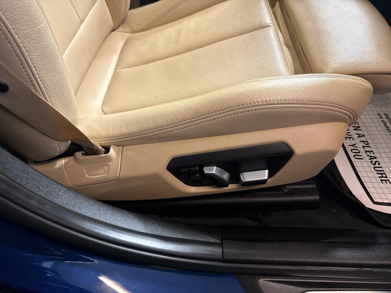 BMW 3 Series 330i xDrive Sedan 2018