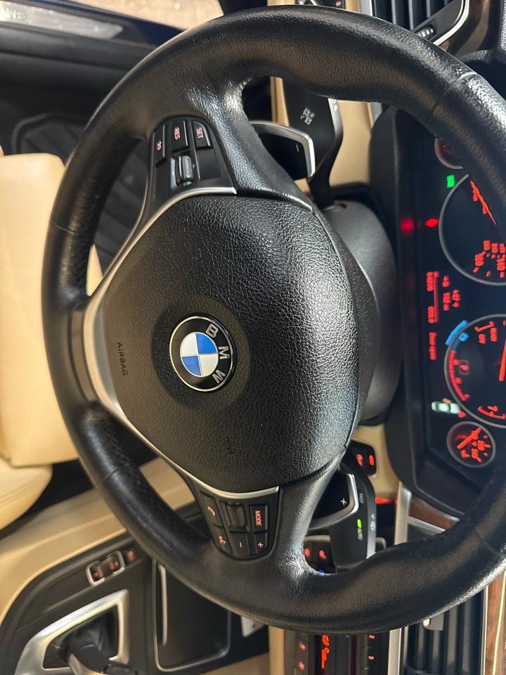 BMW 3 Series 330i xDrive Sedan 2018