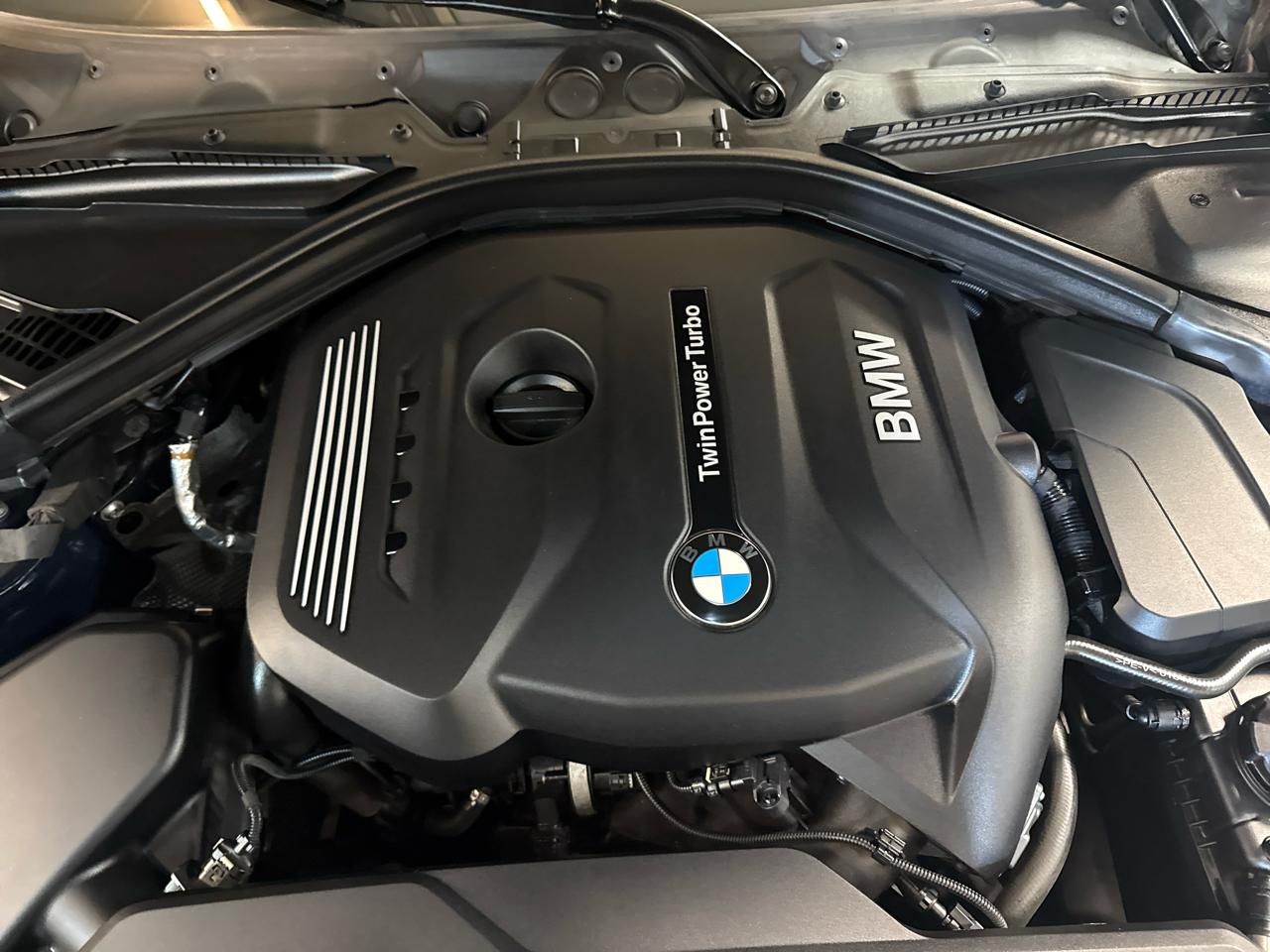 BMW 3 Series 330i xDrive Sedan 2018