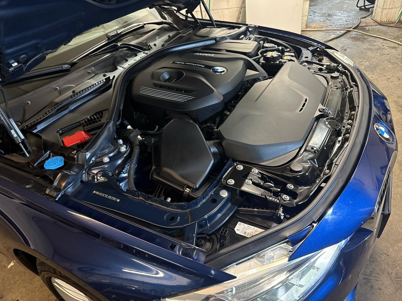 BMW 3 Series 330i xDrive Sedan 2018