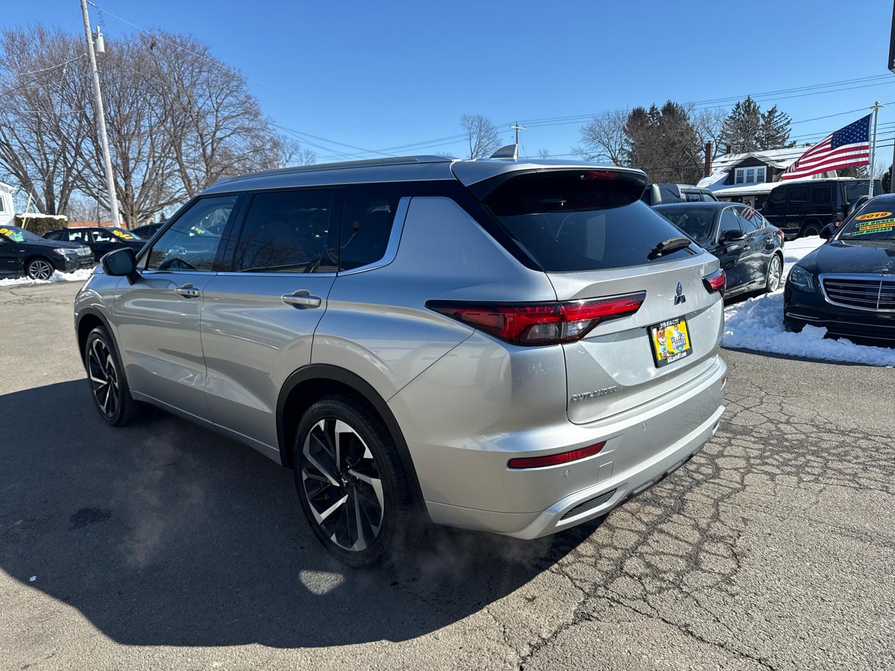 Mitsubishi Outlander SEL S-AWC 2024