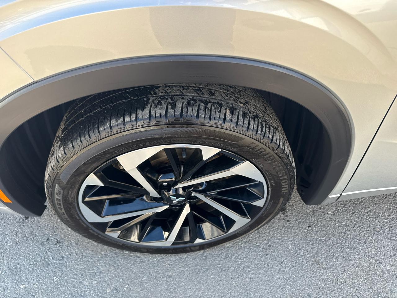 Mitsubishi Outlander SEL S-AWC 2024