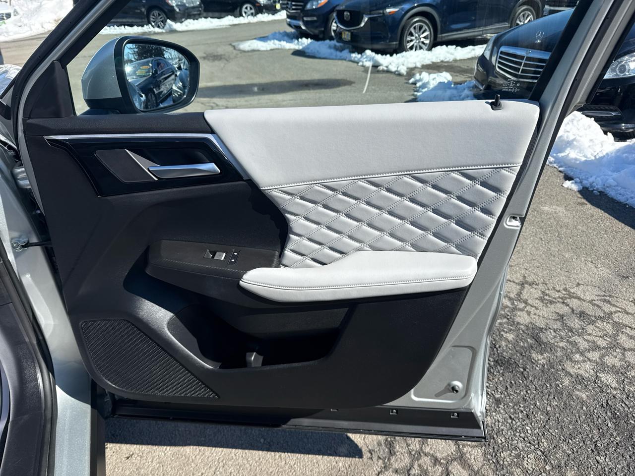 Mitsubishi Outlander SEL S-AWC 2024