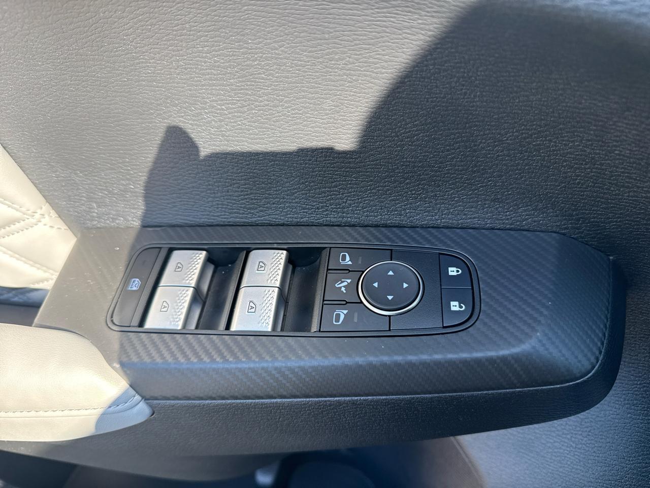 Mitsubishi Outlander SEL S-AWC 2024