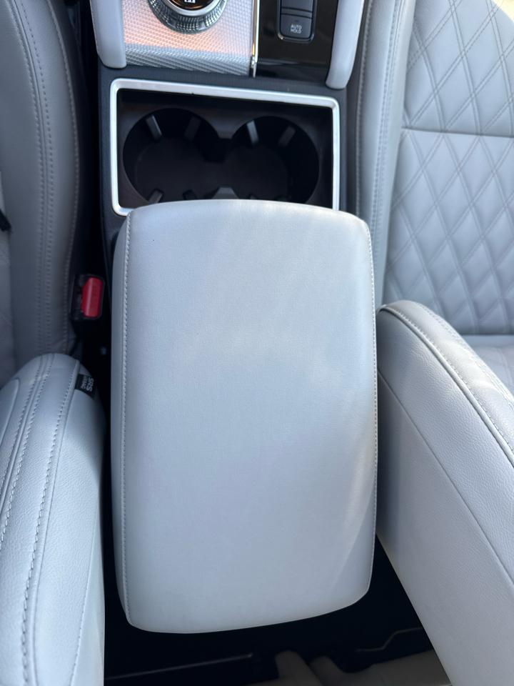 Mitsubishi Outlander SEL S-AWC 2024