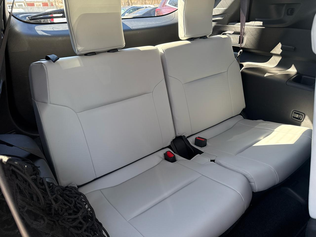 Mitsubishi Outlander SEL S-AWC 2024