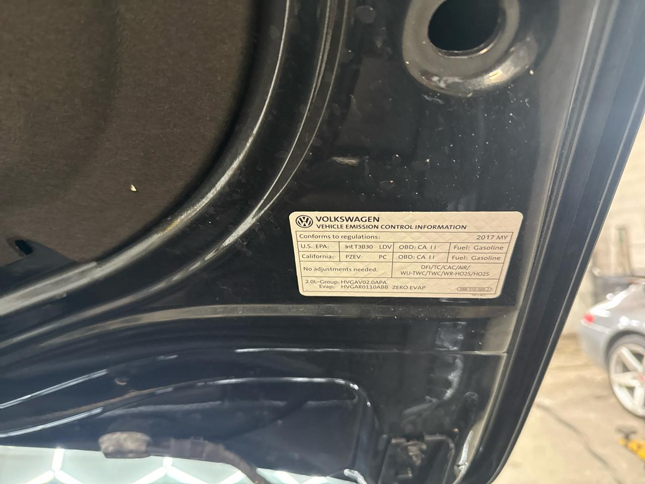 Volkswagen Golf GTI 2.0T 4-Door Autobahn Manual 2017