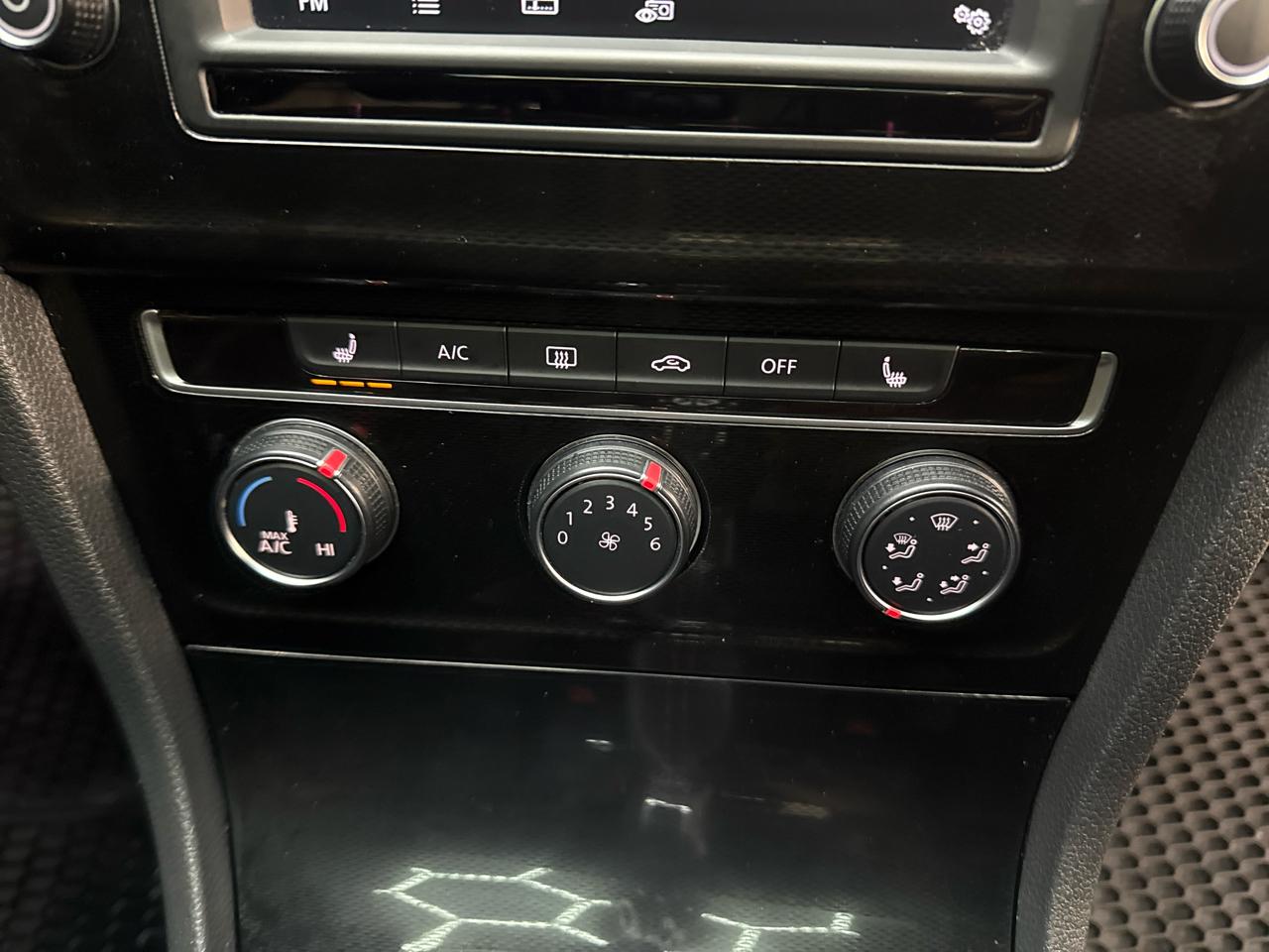 Volkswagen Golf GTI 2.0T 4-Door Autobahn Manual 2017