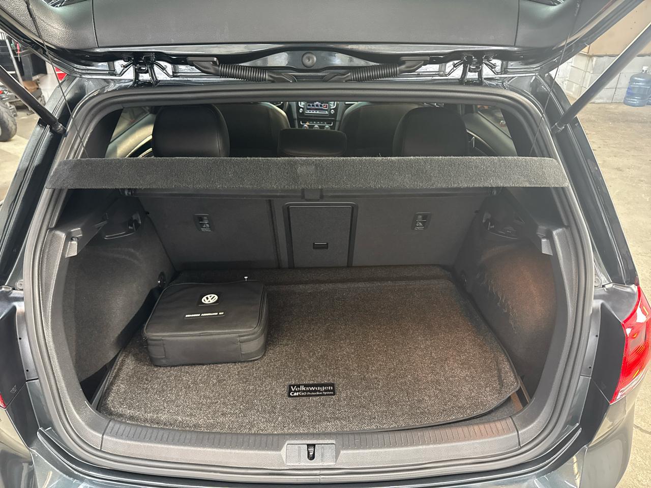 Volkswagen Golf GTI 2.0T 4-Door Autobahn Manual 2017