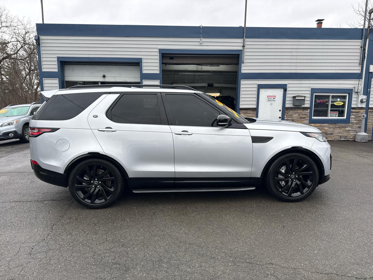 Land Rover Discovery HSE Luxury V6 Supercharged 2019