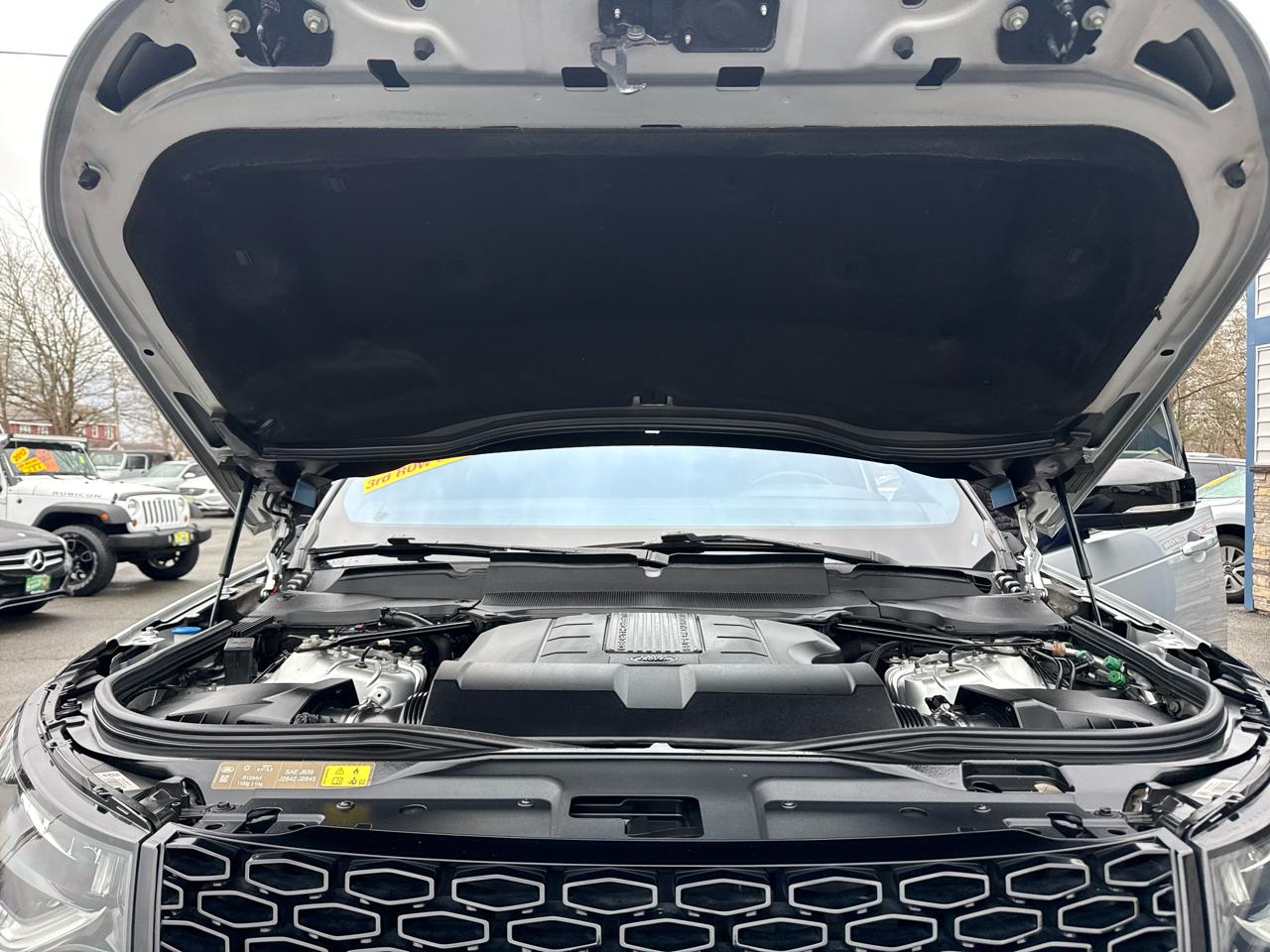 Land Rover Discovery HSE Luxury V6 Supercharged 2019