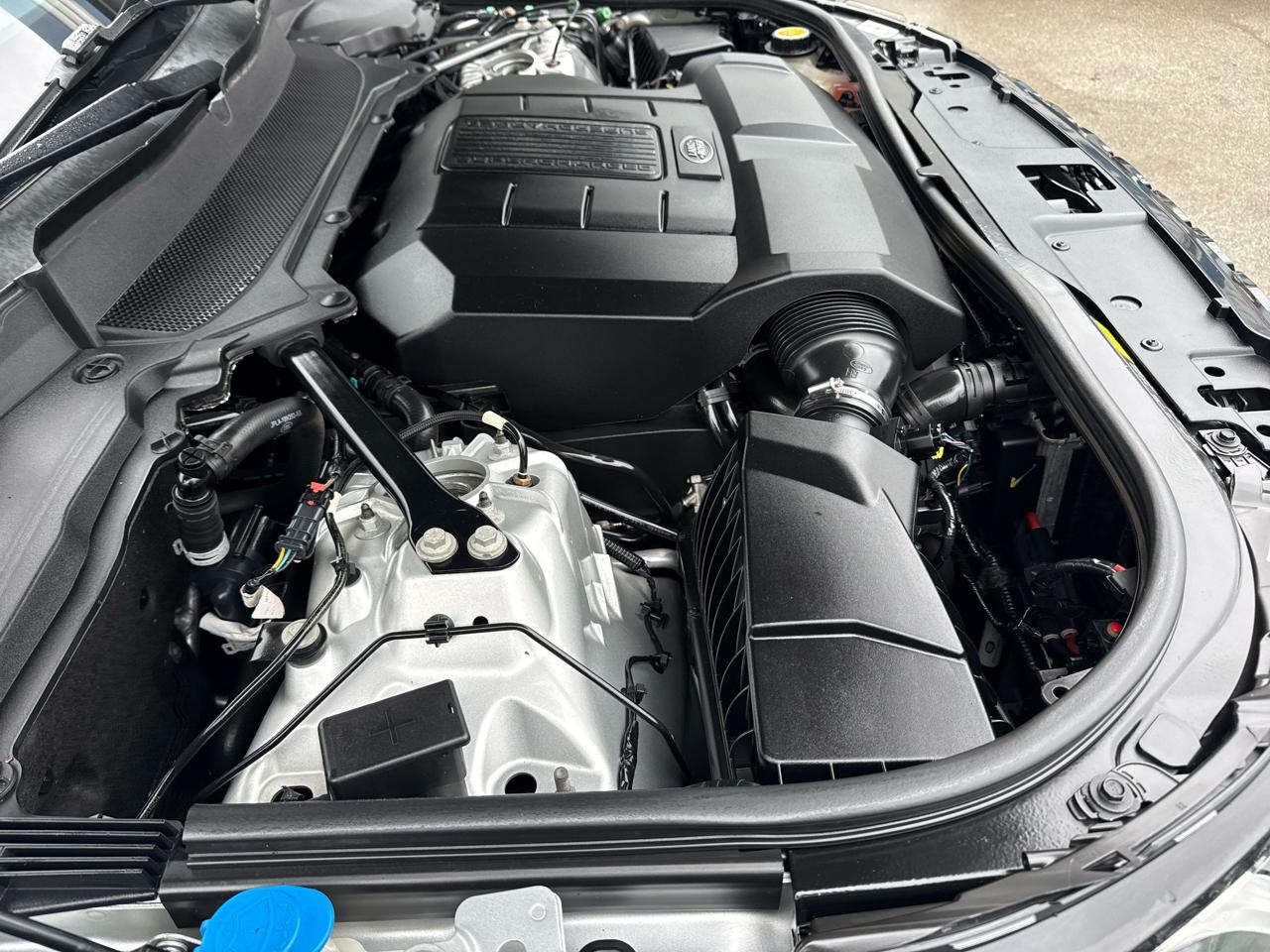 Land Rover Discovery HSE Luxury V6 Supercharged 2019