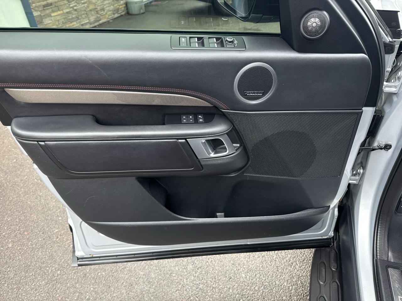 Land Rover Discovery HSE Luxury V6 Supercharged 2019