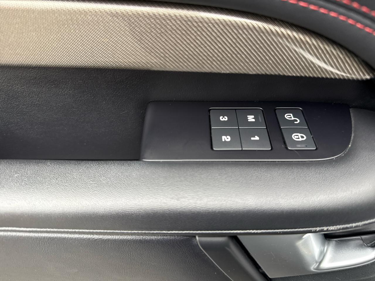 Land Rover Discovery HSE Luxury V6 Supercharged 2019