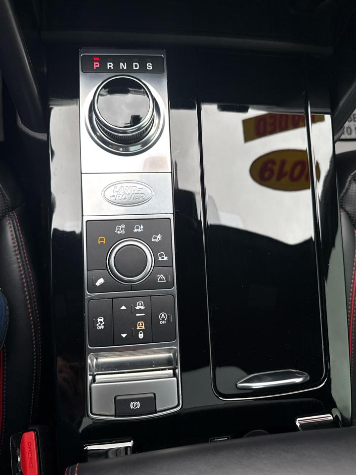 Land Rover Discovery HSE Luxury V6 Supercharged 2019