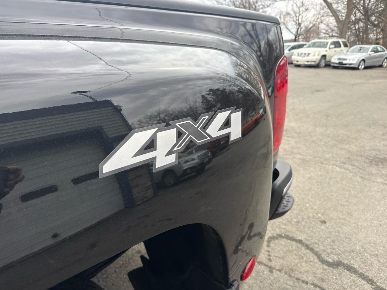 GMC Sierra 3500HD 4WD Crew Cab 167.7" Denali 2014