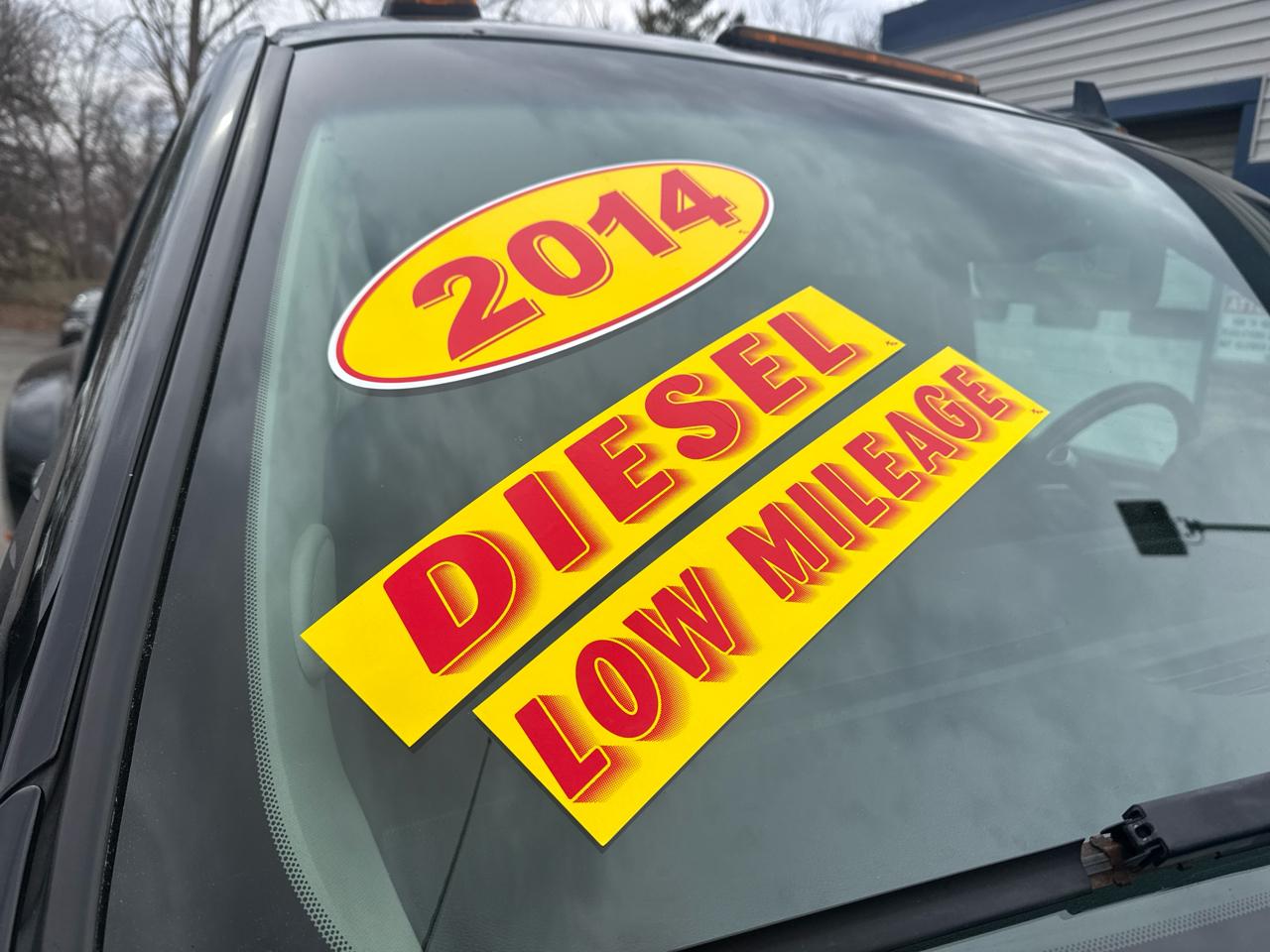 GMC Sierra 3500HD 4WD Crew Cab 167.7" Denali 2014