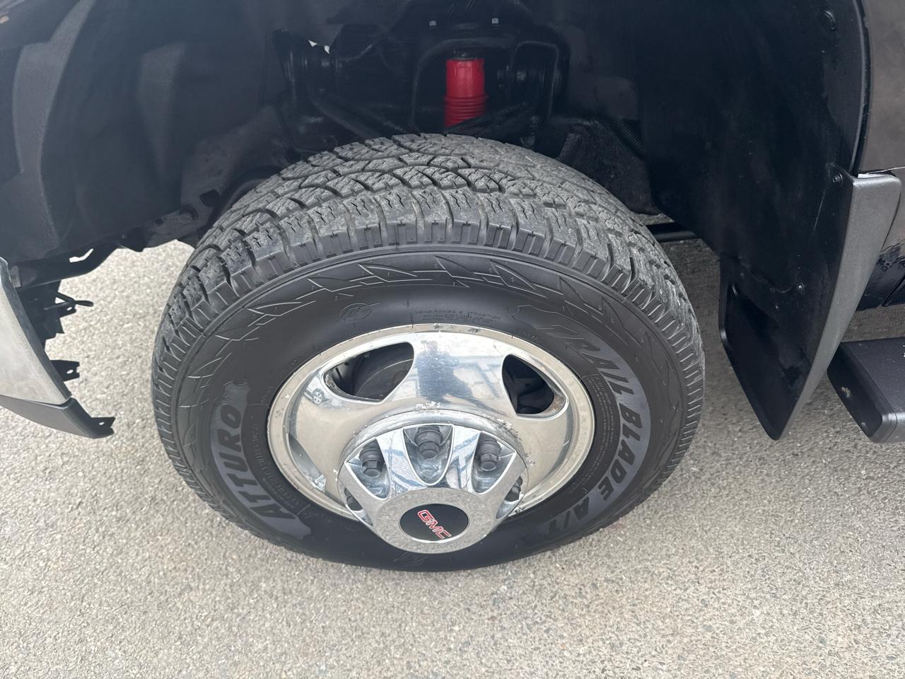 GMC Sierra 3500HD 4WD Crew Cab 167.7" Denali 2014