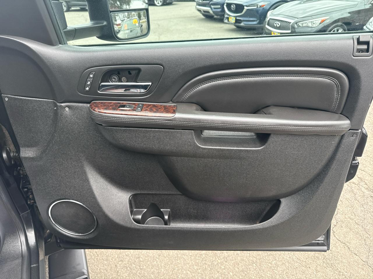 GMC Sierra 3500HD 4WD Crew Cab 167.7" Denali 2014