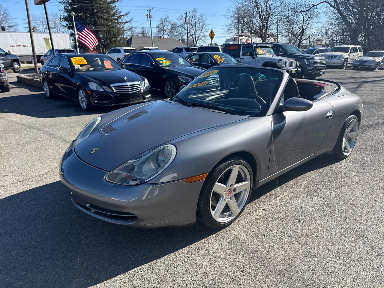 Porsche 911 Carrera 2dr Carrera Cabriolet 6-Spd Manual 2001
