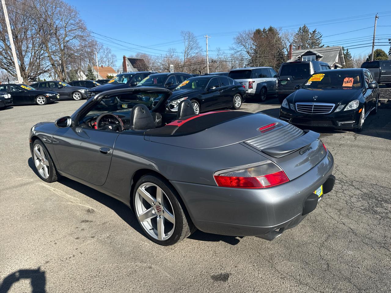 Porsche 911 Carrera 2dr Carrera Cabriolet 6-Spd Manual 2001