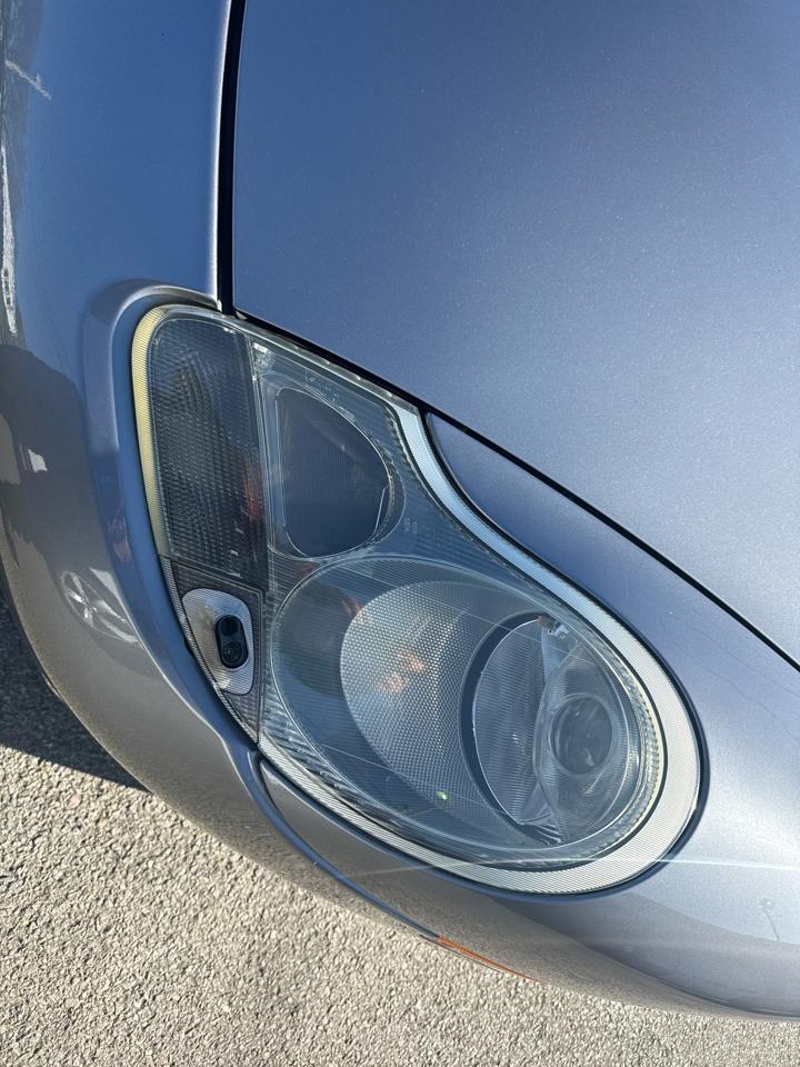 Porsche 911 Carrera 2dr Carrera Cabriolet 6-Spd Manual 2001