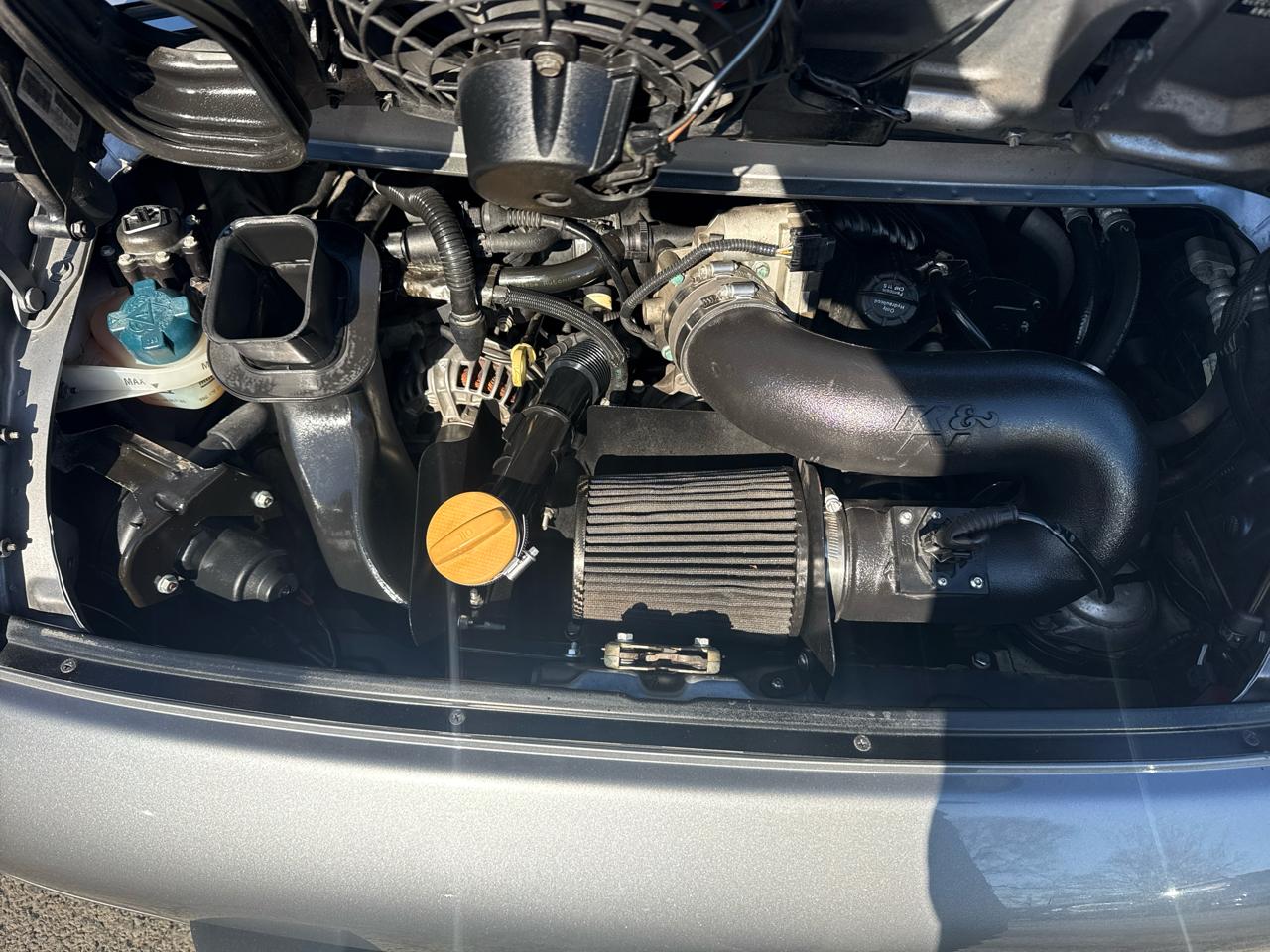 Porsche 911 Carrera 2dr Carrera Cabriolet 6-Spd Manual 2001