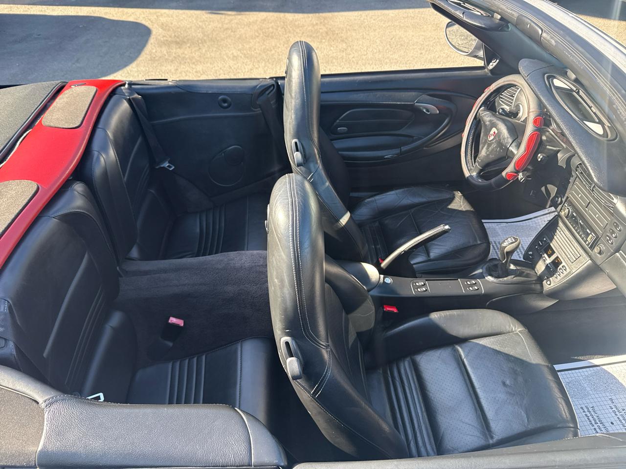 Porsche 911 Carrera 2dr Carrera Cabriolet 6-Spd Manual 2001