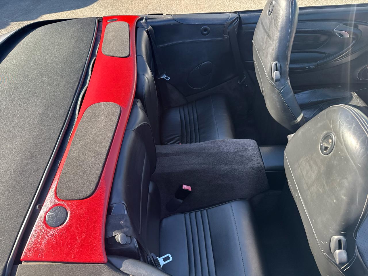 Porsche 911 Carrera 2dr Carrera Cabriolet 6-Spd Manual 2001