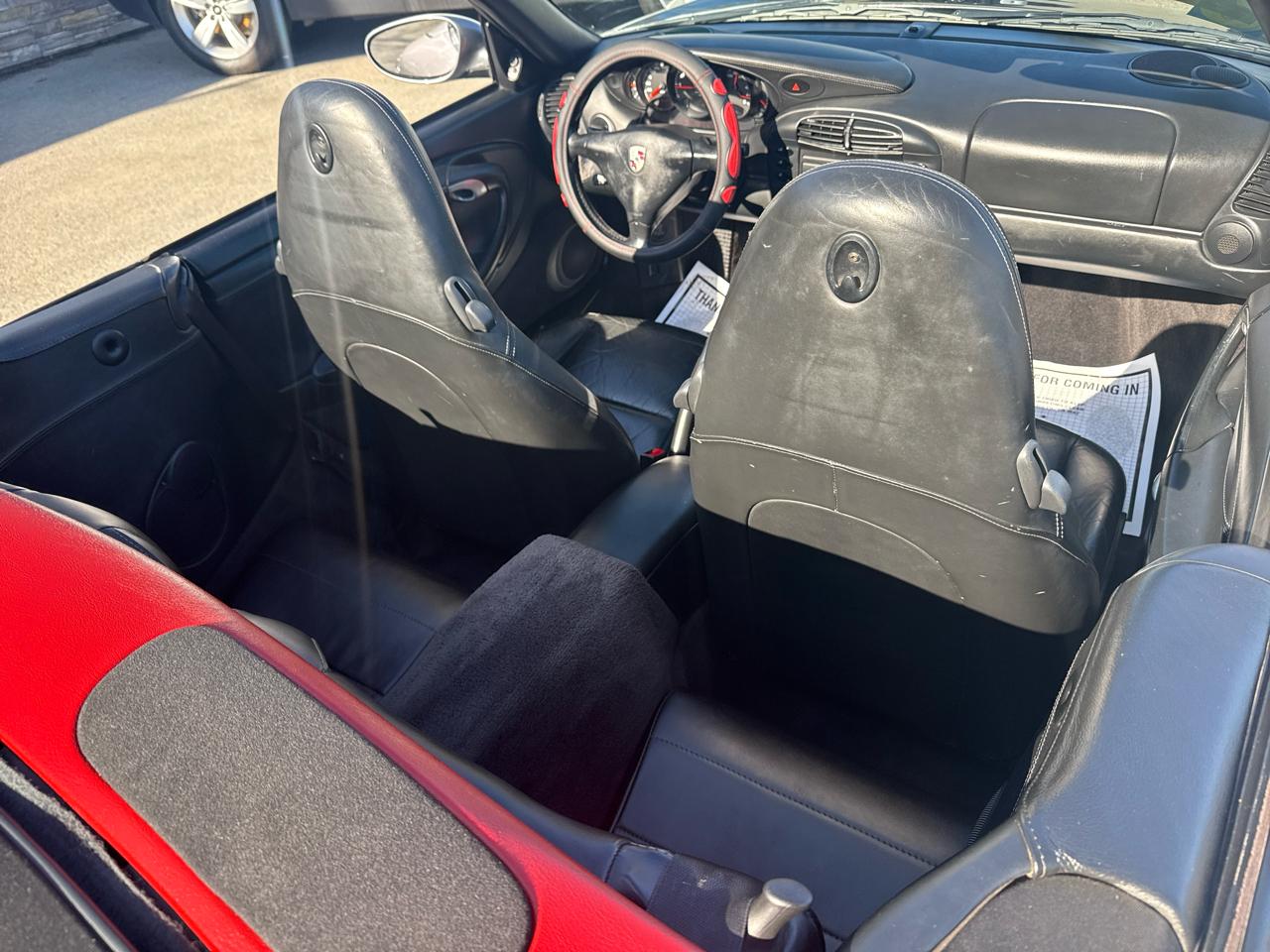 Porsche 911 Carrera 2dr Carrera Cabriolet 6-Spd Manual 2001