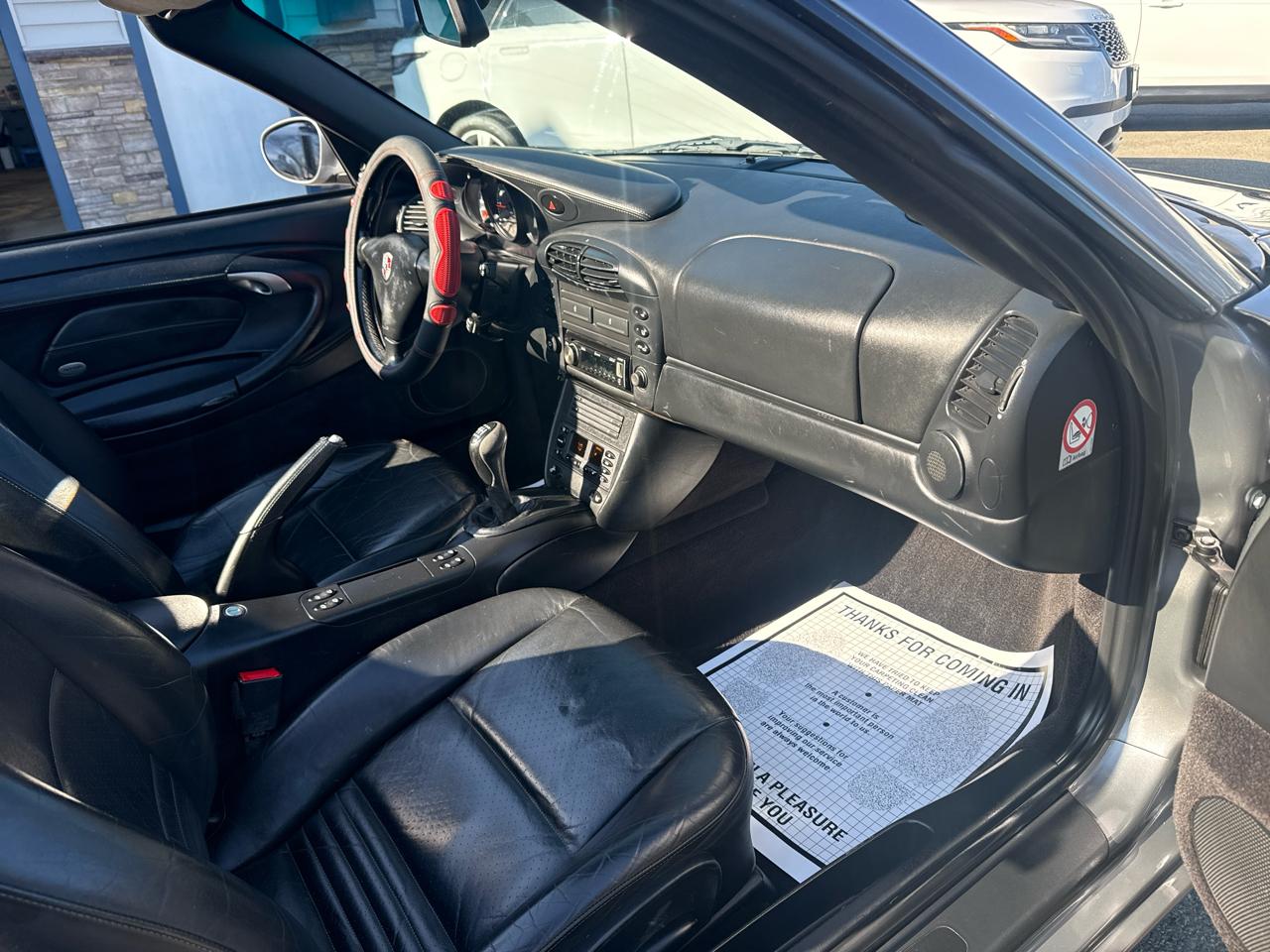 Porsche 911 Carrera 2dr Carrera Cabriolet 6-Spd Manual 2001