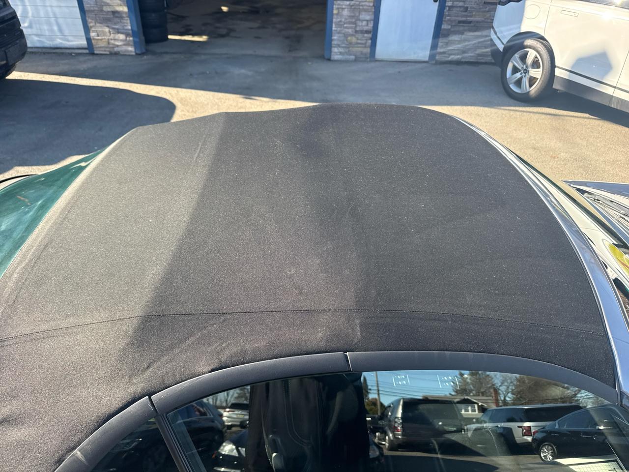 Porsche 911 Carrera 2dr Carrera Cabriolet 6-Spd Manual 2001