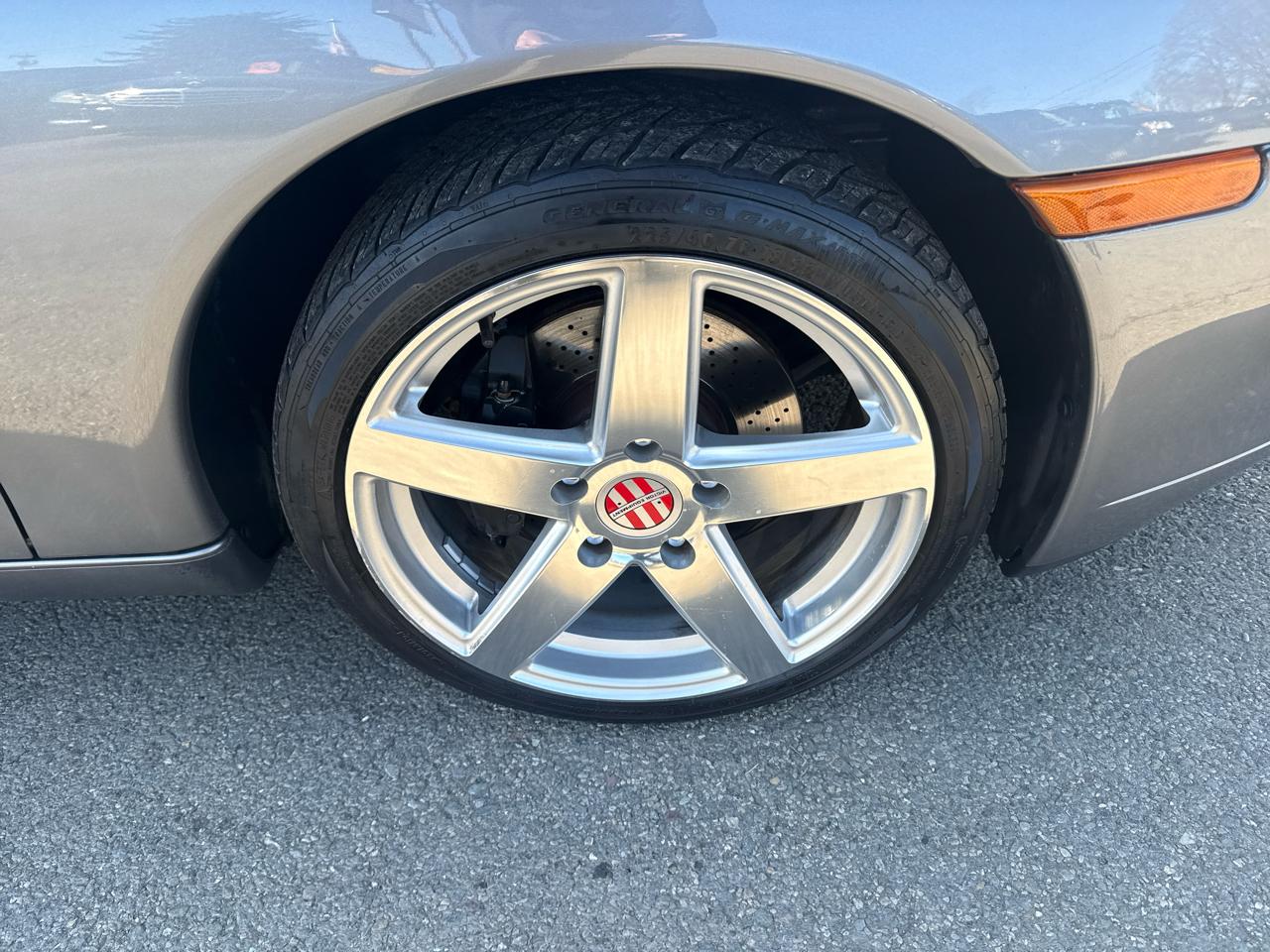 Porsche 911 Carrera 2dr Carrera Cabriolet 6-Spd Manual 2001