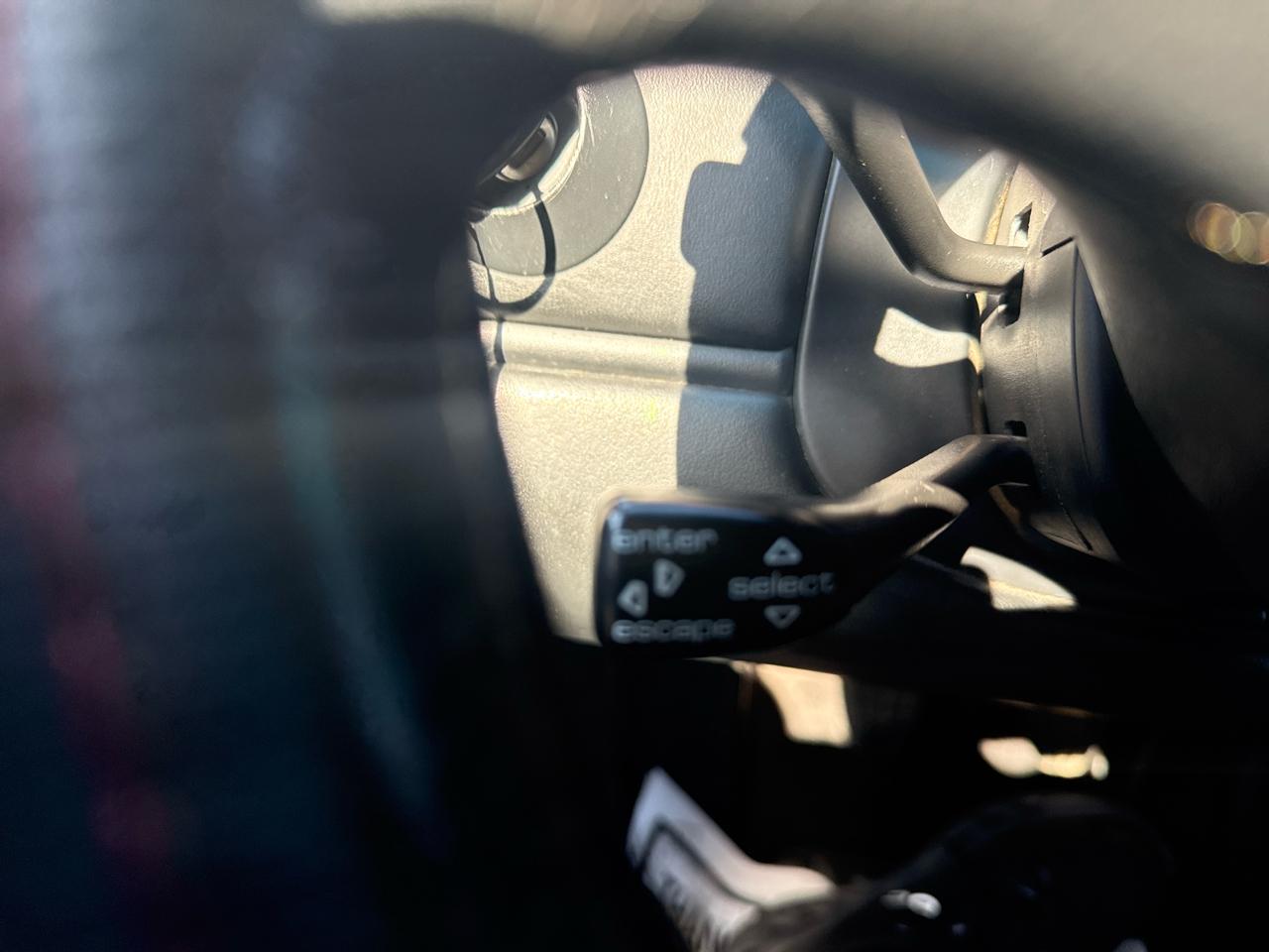 Porsche 911 Carrera 2dr Carrera Cabriolet 6-Spd Manual 2001