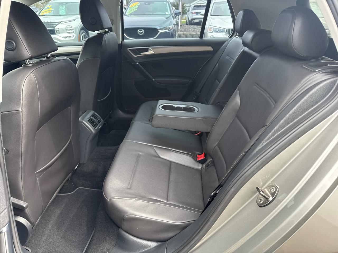 Volkswagen Golf 4dr HB DSG TDI S 2015