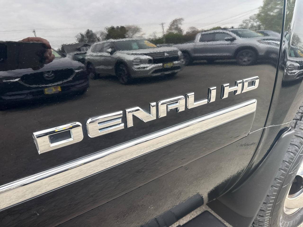 GMC Sierra 3500HD 4WD Crew Cab 167.7" Denali 2014