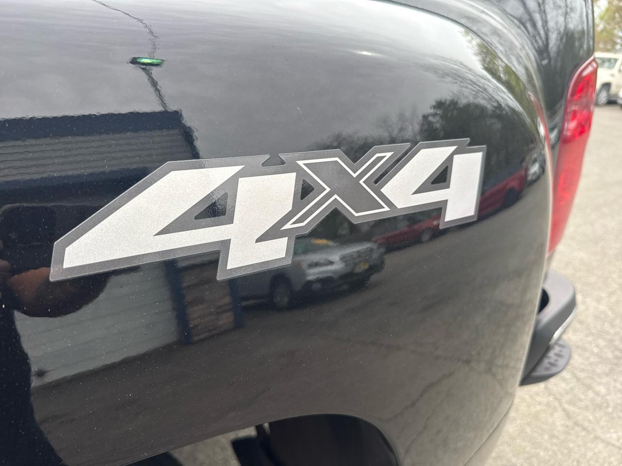 GMC Sierra 3500HD 4WD Crew Cab 167.7" Denali 2014