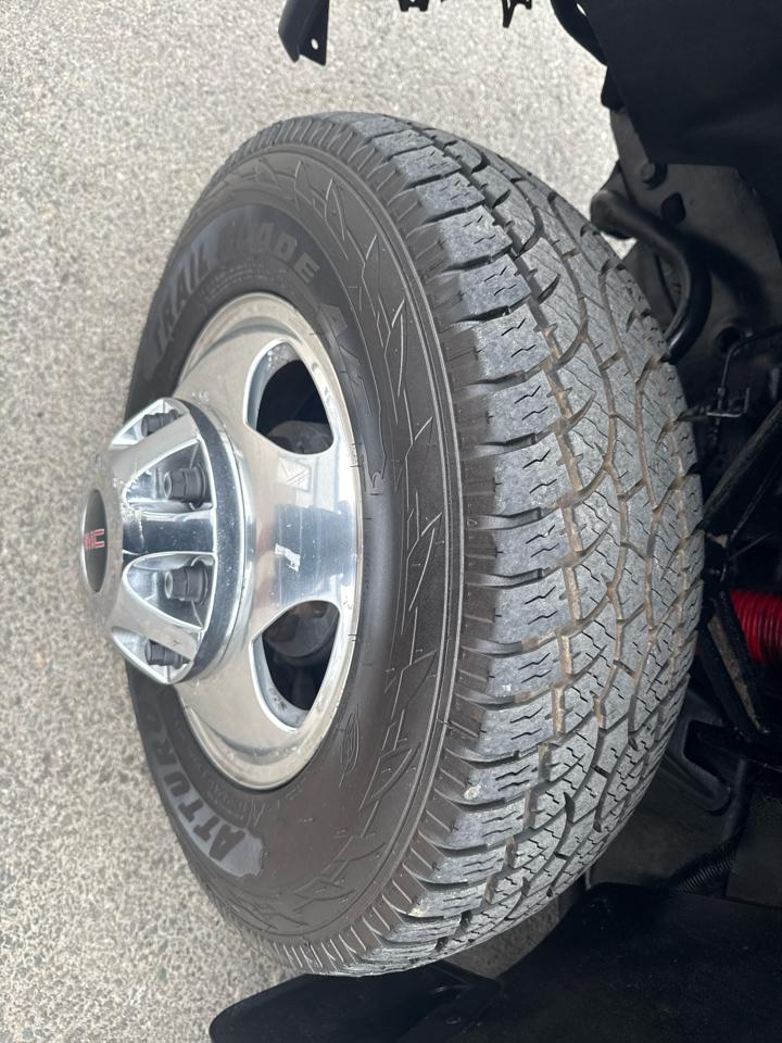 GMC Sierra 3500HD 4WD Crew Cab 167.7" Denali 2014