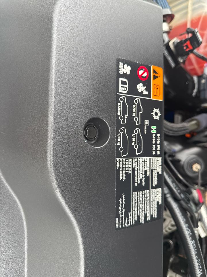 GMC Sierra 3500HD 4WD Crew Cab 167.7" Denali 2014