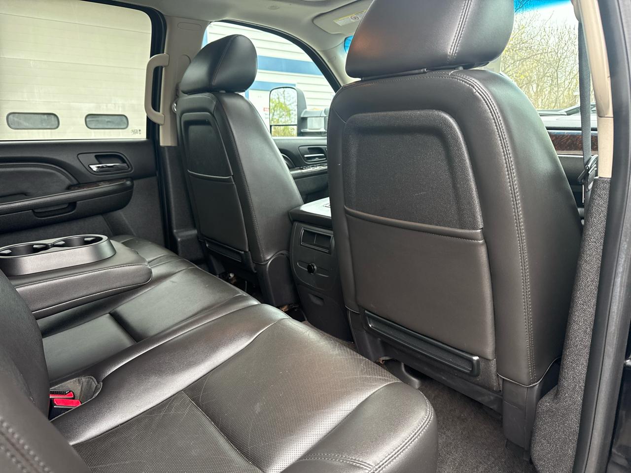 GMC Sierra 3500HD 4WD Crew Cab 167.7" Denali 2014