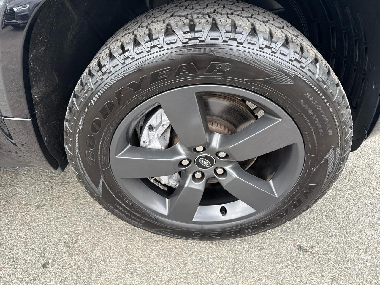 Land Rover Defender 110 X-Dynamic HSE AWD 2022