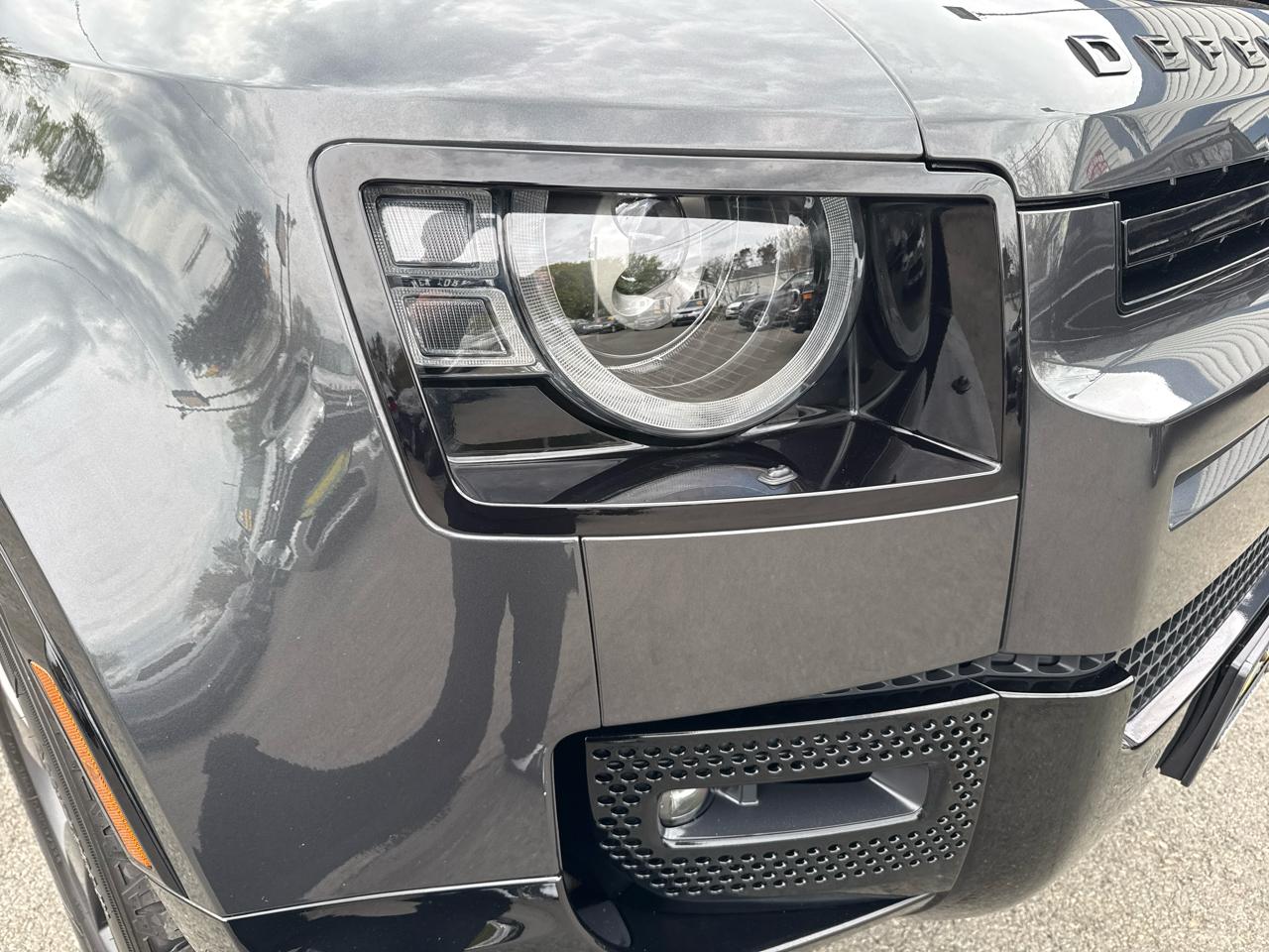 Land Rover Defender 110 X-Dynamic HSE AWD 2022