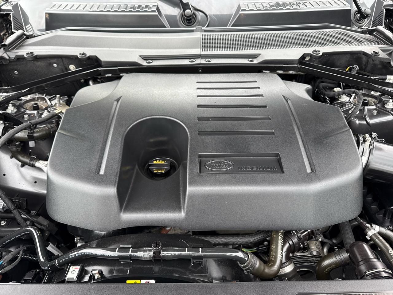 Land Rover Defender 110 X-Dynamic HSE AWD 2022