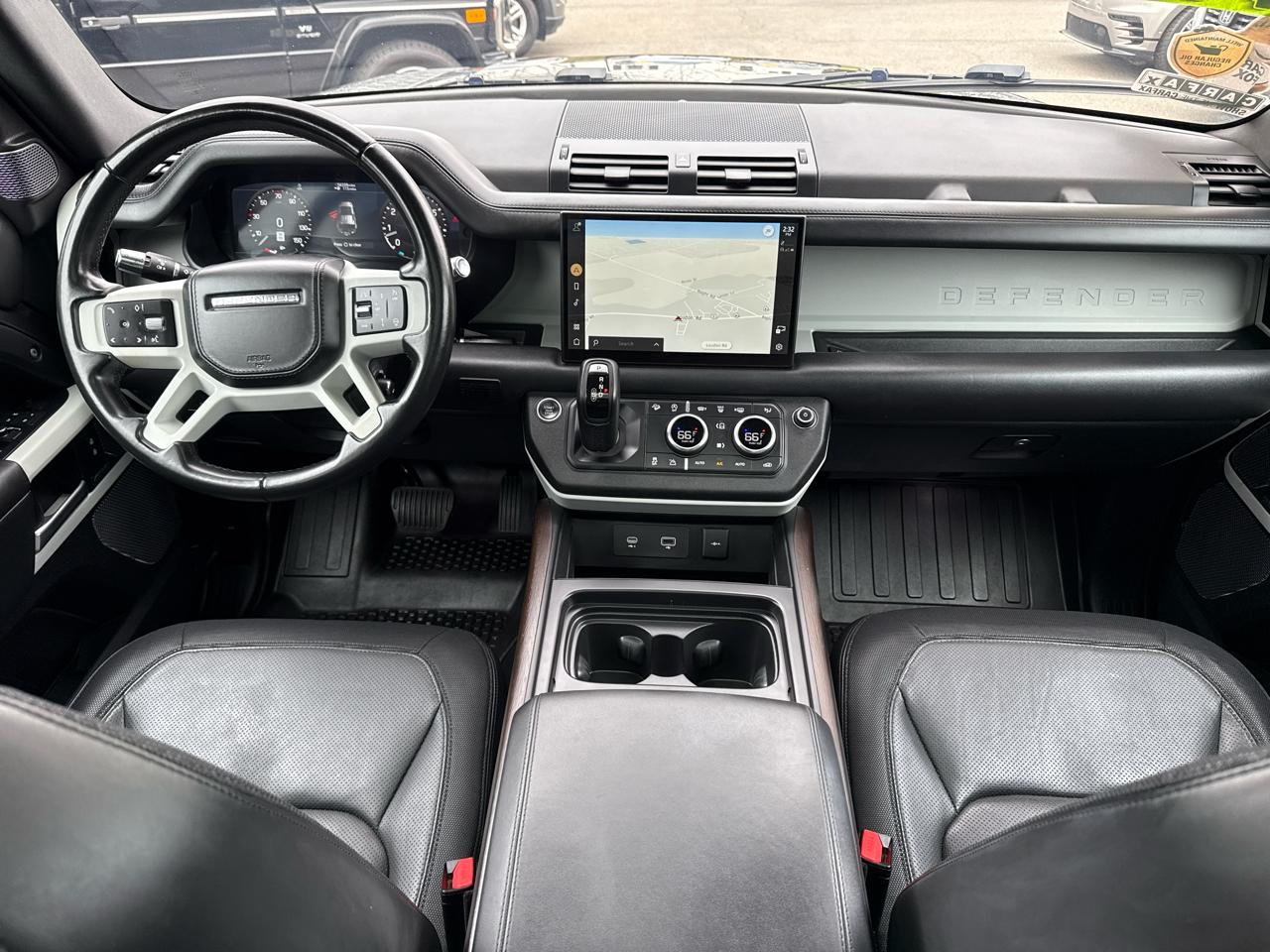 Land Rover Defender 110 X-Dynamic HSE AWD 2022