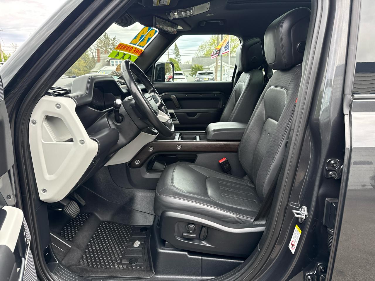 Land Rover Defender 110 X-Dynamic HSE AWD 2022