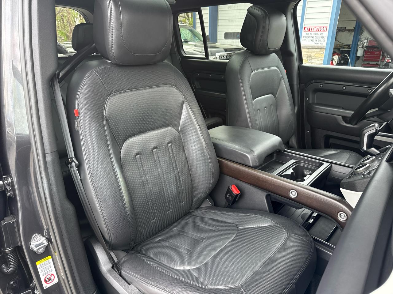 Land Rover Defender 110 X-Dynamic HSE AWD 2022