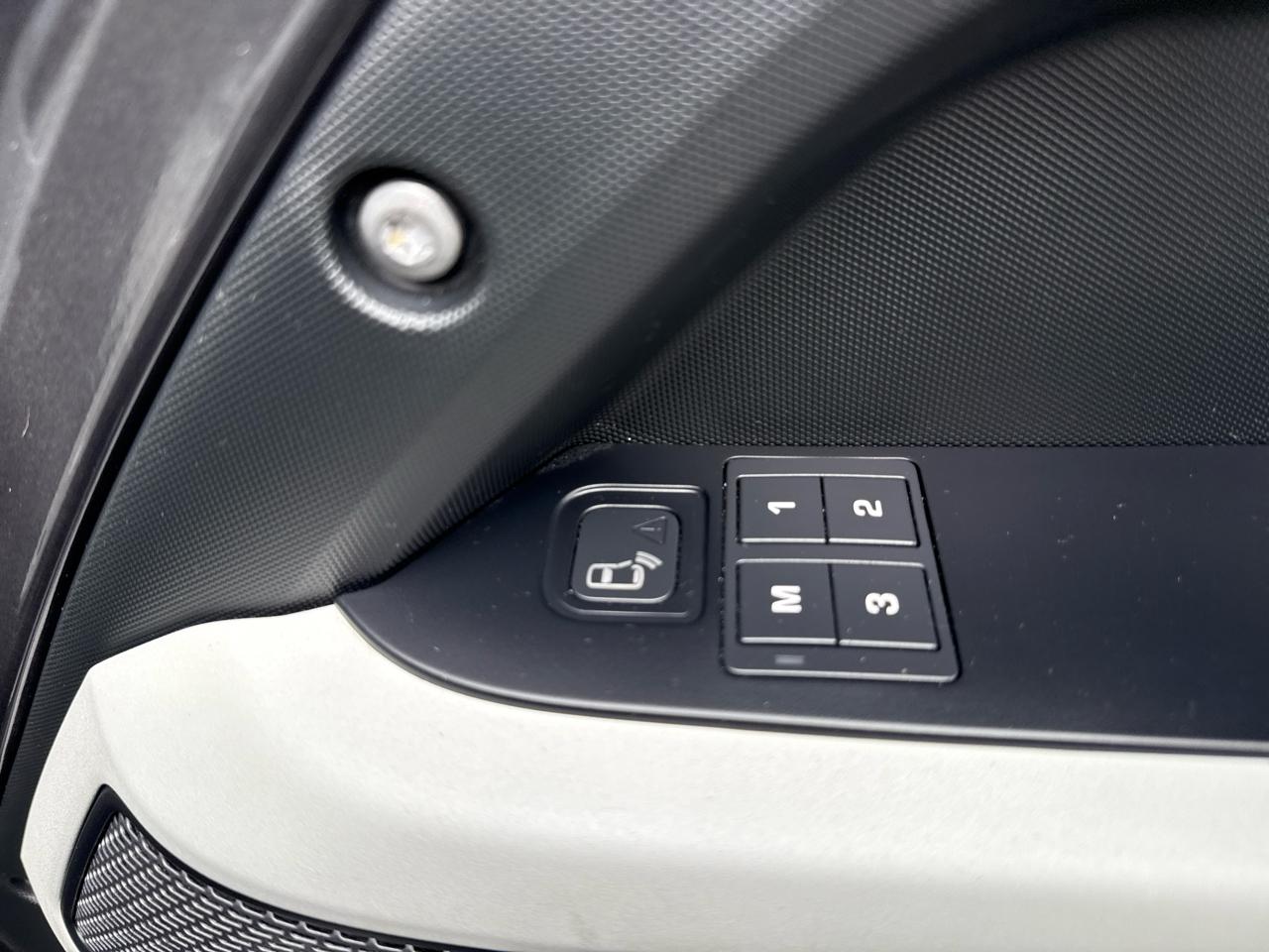 Land Rover Defender 110 X-Dynamic HSE AWD 2022