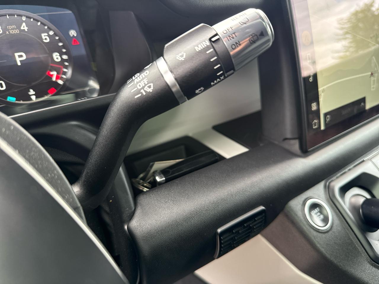 Land Rover Defender 110 X-Dynamic HSE AWD 2022