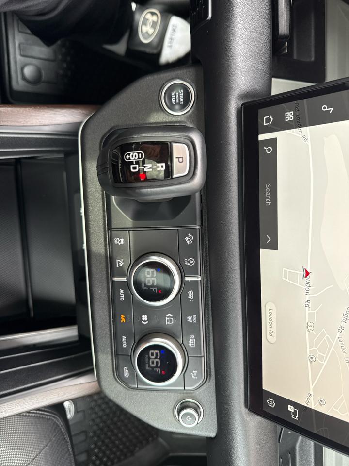 Land Rover Defender 110 X-Dynamic HSE AWD 2022