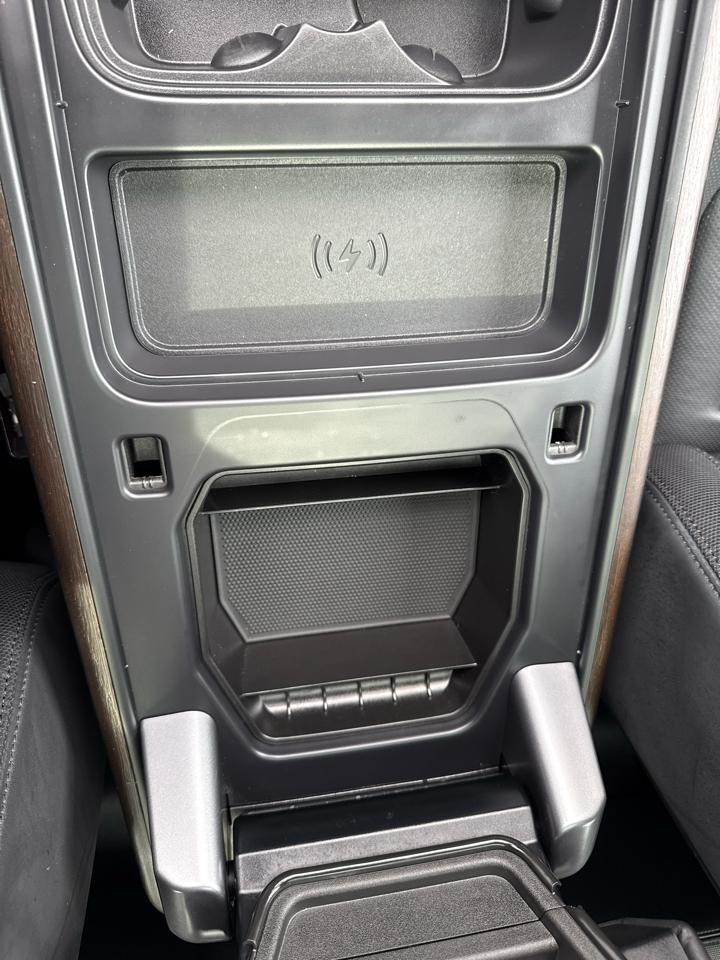 Land Rover Defender 110 X-Dynamic HSE AWD 2022